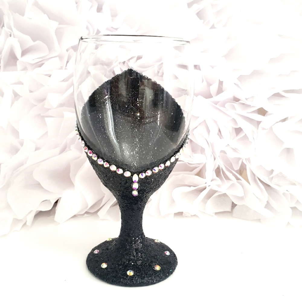 Crystal Rhinestone 🔮 Bling Hand Crafted Wine/Water 💧 glass 🍷